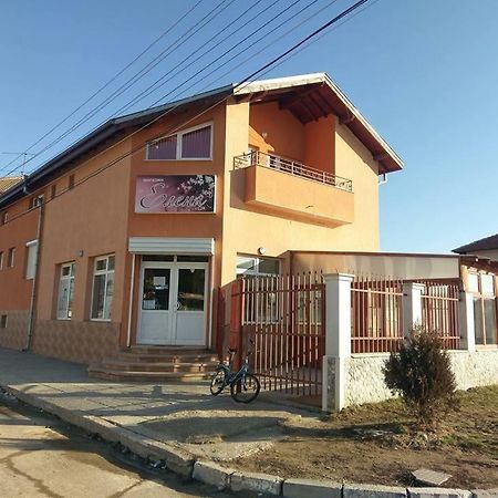 Стаи За Гости Елени Shiroki Dol Exterior photo
